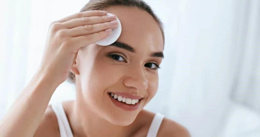 پاک کردن اثر ضدآفتاب